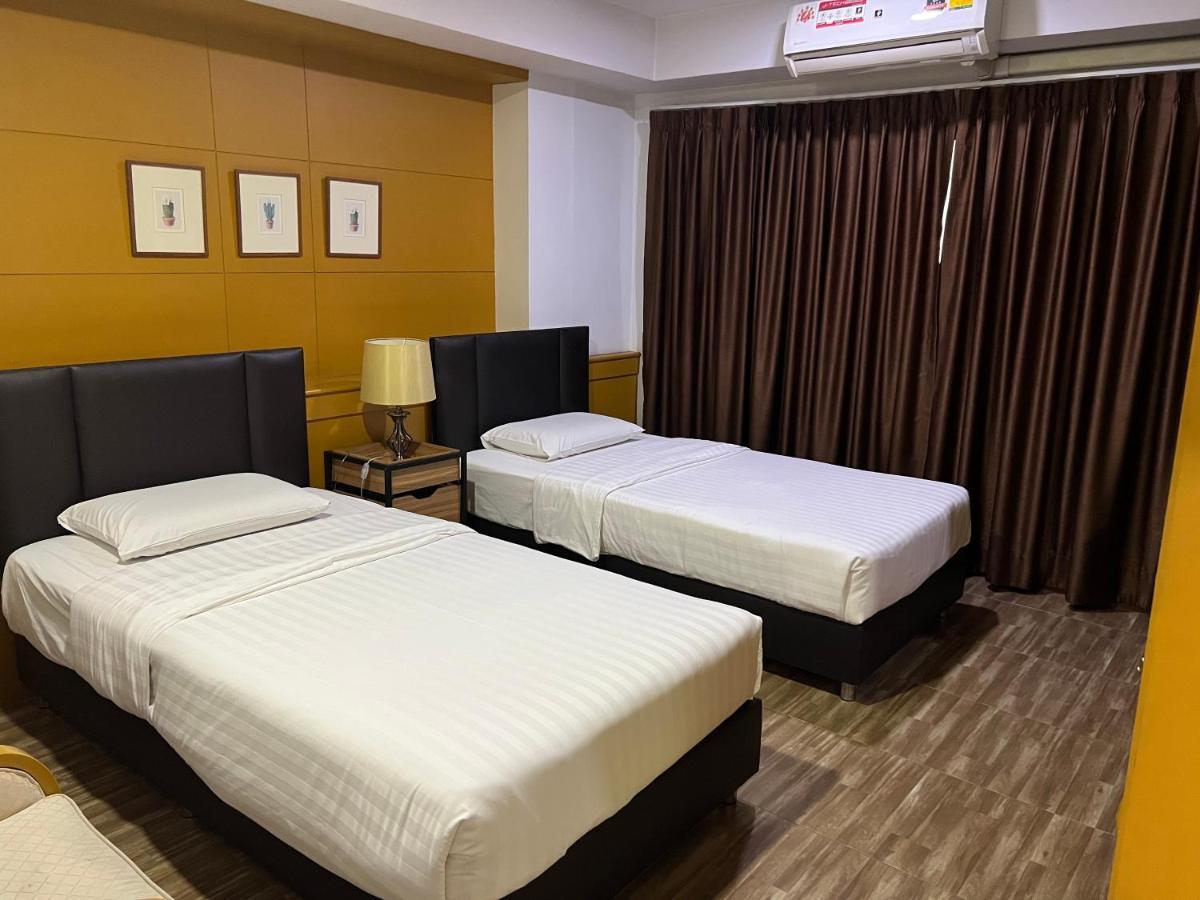 Mall Suites Hotel Bangkok Exterior foto