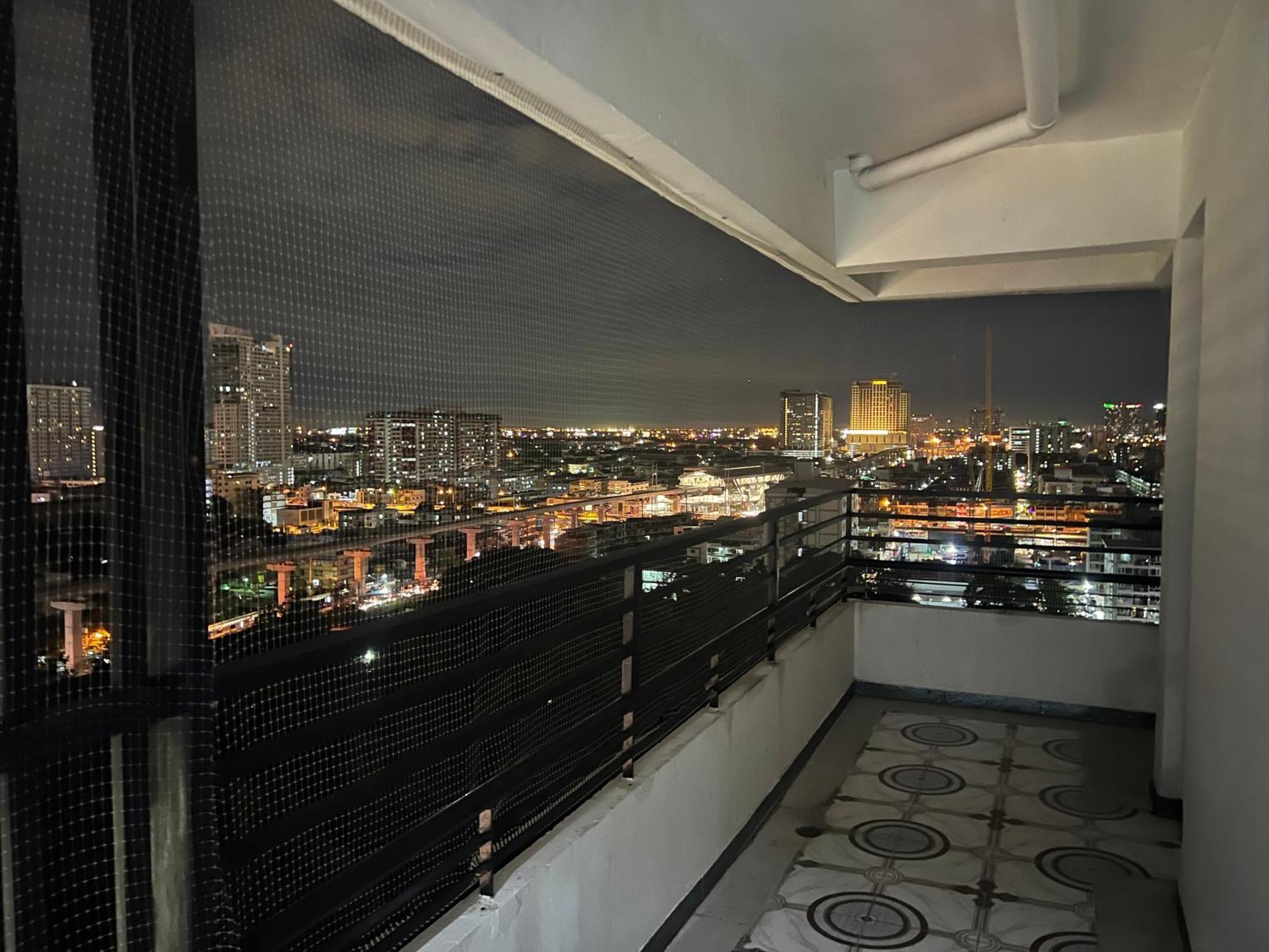 Mall Suites Hotel Bangkok Exterior foto